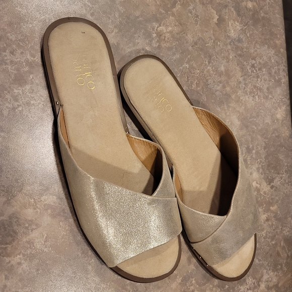 🩶Franco Sarto Riviera Slides🩶 - Picture 6 of 12